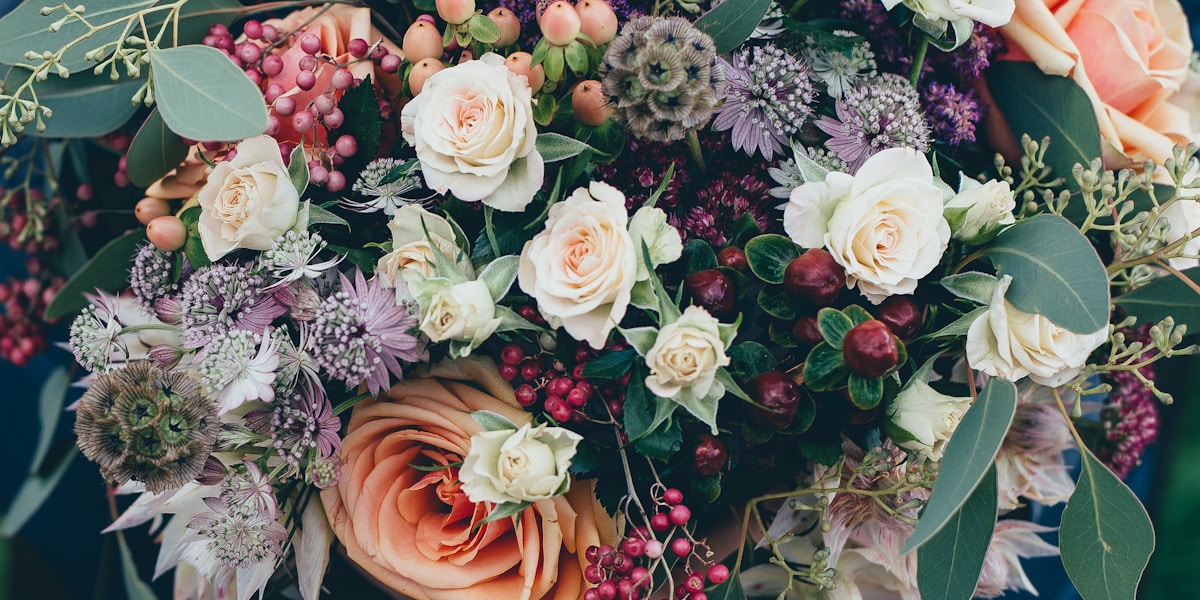 Toko Bunga dan Hewan